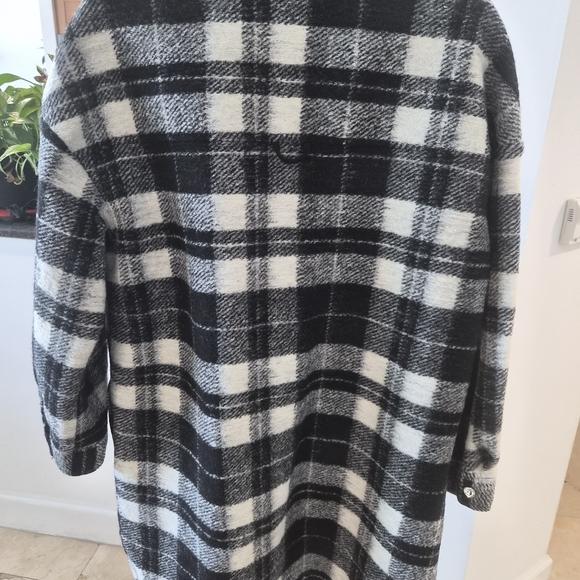 NEW NWT Zara Black and White Plaid Shirt Jacket Size L With Rhinestone Buttons - Picture 4 of 6